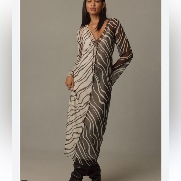 NWT Significant Other Salma Maxi Dress - Size 8 - Picture 1 of 6